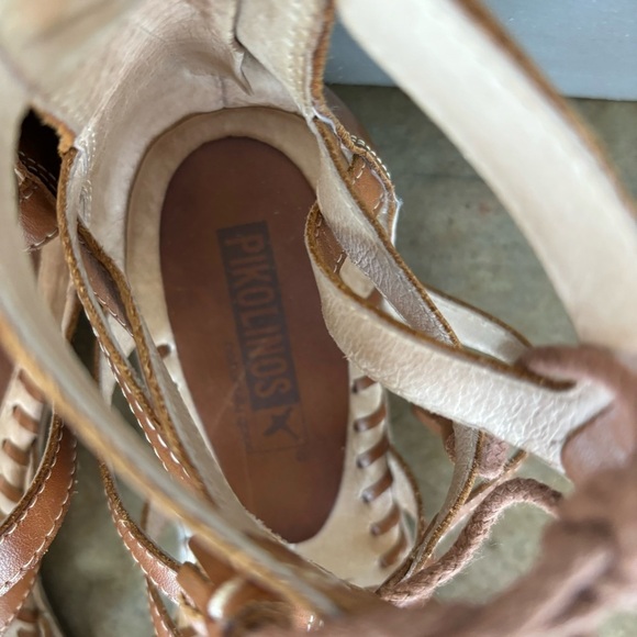 Pikolinos Leather Gladiator Sandals Size 37/6.5 - Picture 3 of 9